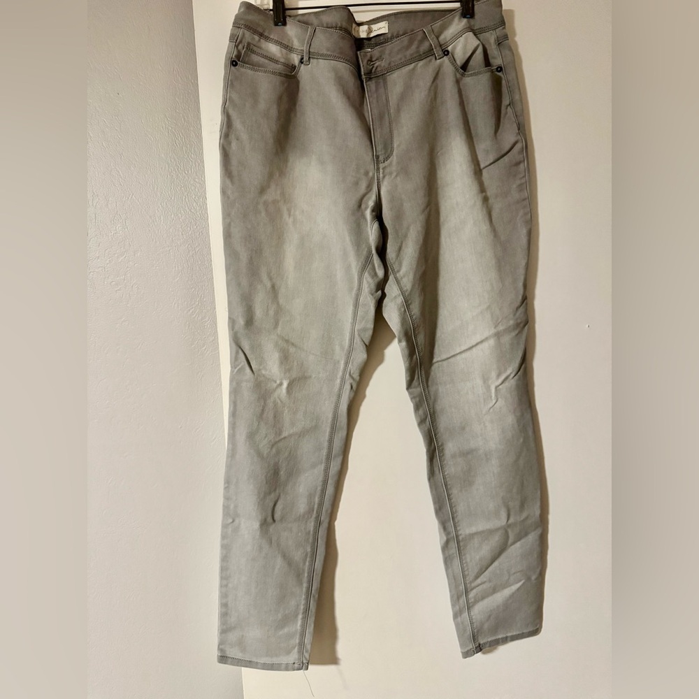 Denim&Co Women's Gray Jeans